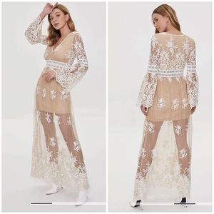Forever 21 Crochet Lace Maxi Dress SZ M $50